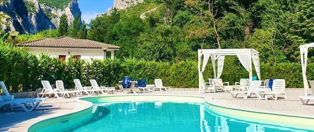 piscina la ginestra furlo